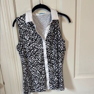 J. McLaughlin Black and White Abstract Print Blouse